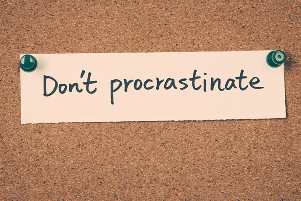 don't procrastinate note depicting plumbing repairs
