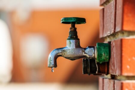 How To Fix A Leaking Hose Bib - Robinson Plumbing