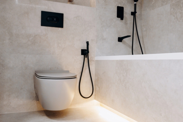 matte black shower fixtures in a modern bathroom