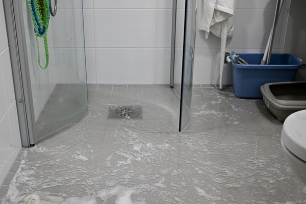 flooded bathroom floor
